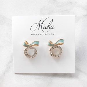 NWT Wreath Bow Earrings